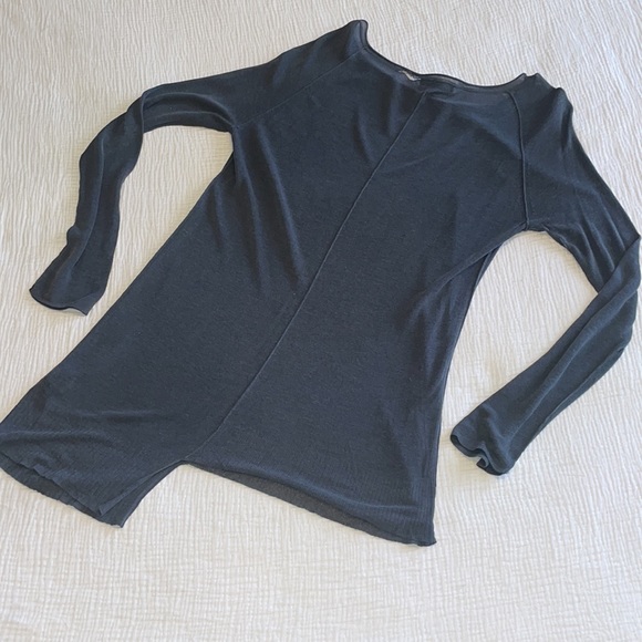 T Alexander Wang lightweight knit asymmetrical sweater. Dirty olive colour. S - Picture 8 of 10